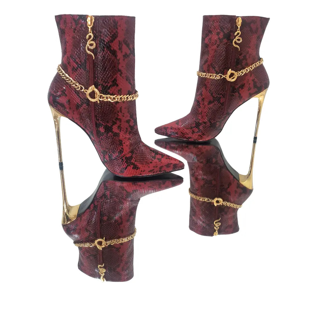 Bota Couro Legítimo Vermelho Cobra Salto Alto Dourado 12cm Sola Preta Corrente Removível