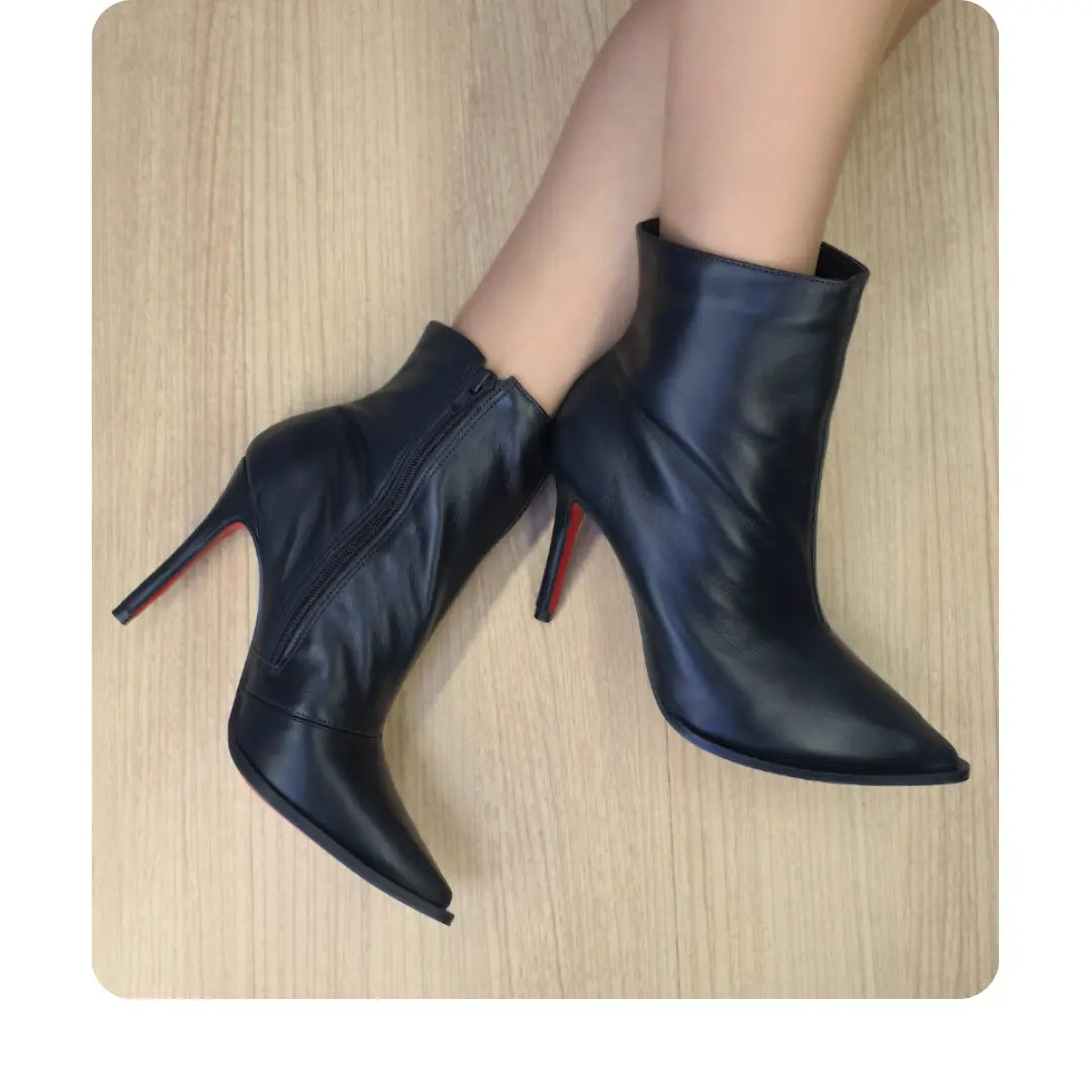 Bota Couro Legítimo Preto Fosco Salto Alto 10cm Sola Vermelha