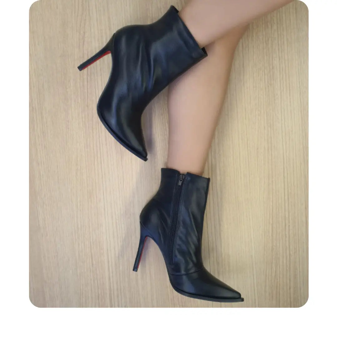 Bota Couro Legítimo Preto Fosco Salto Alto 10cm Sola Vermelha