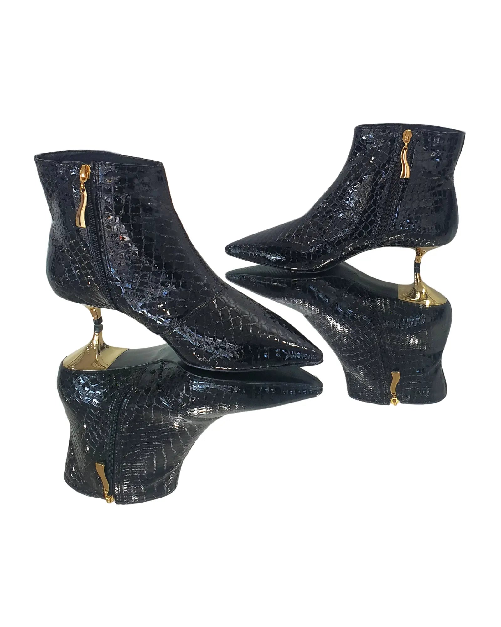 Bota Couro Legítimo Preto Verniz Croco Salto Dourado 4cm Sola Preta