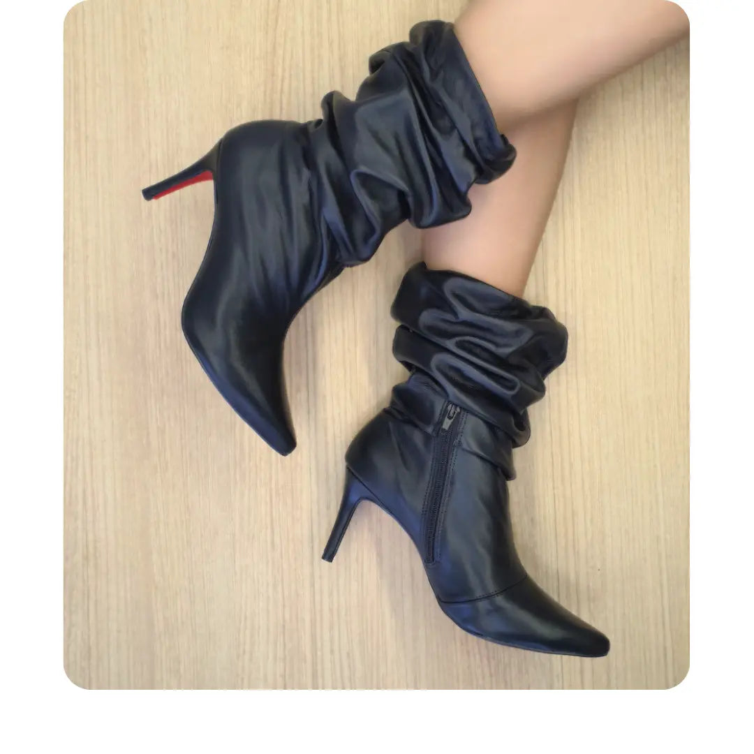 Bota Slouch Couro Legítimo Preto Fosco Salto Alto 8cm Sola Vermelha