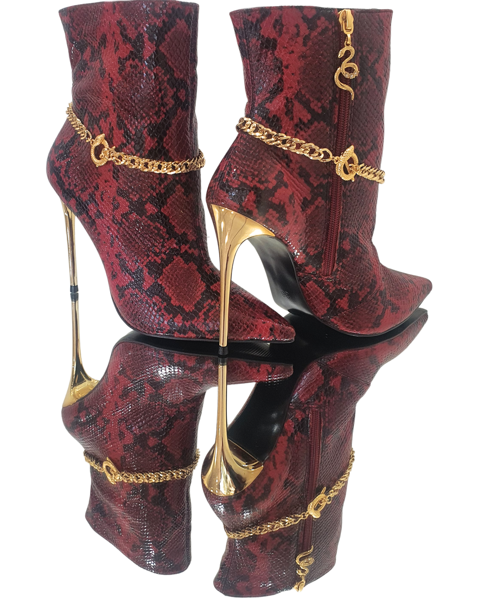 Bota Couro Legítimo Vermelho Cobra Salto Alto Dourado 12cm Sola Preta Corrente Removível