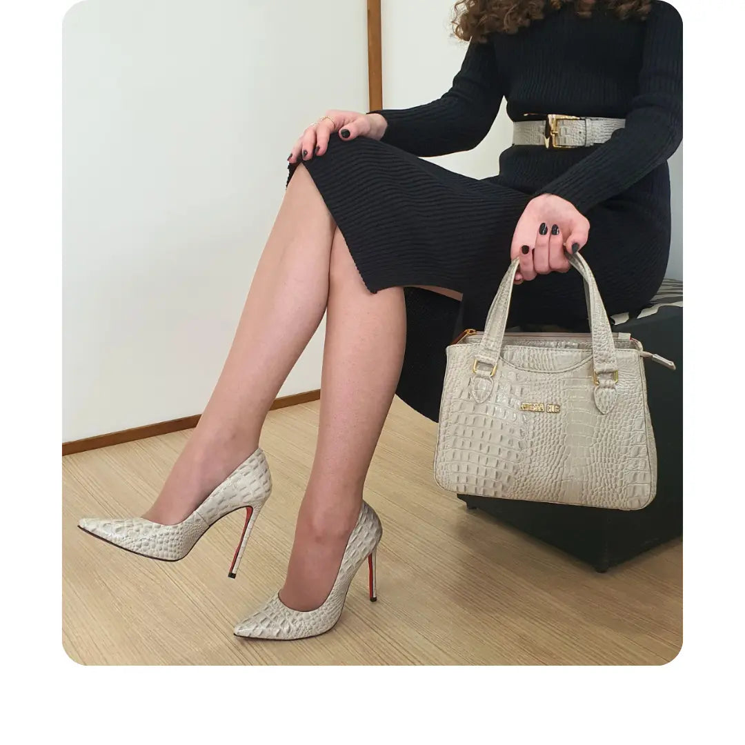 Bolsa Couro Legítimo Off White Croco Com Alça de Mão e Tiracolo Removível