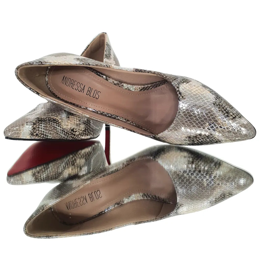 Scarpin Cobra Caramelo com Prata Salto Alto 10cm Sola Vermelha