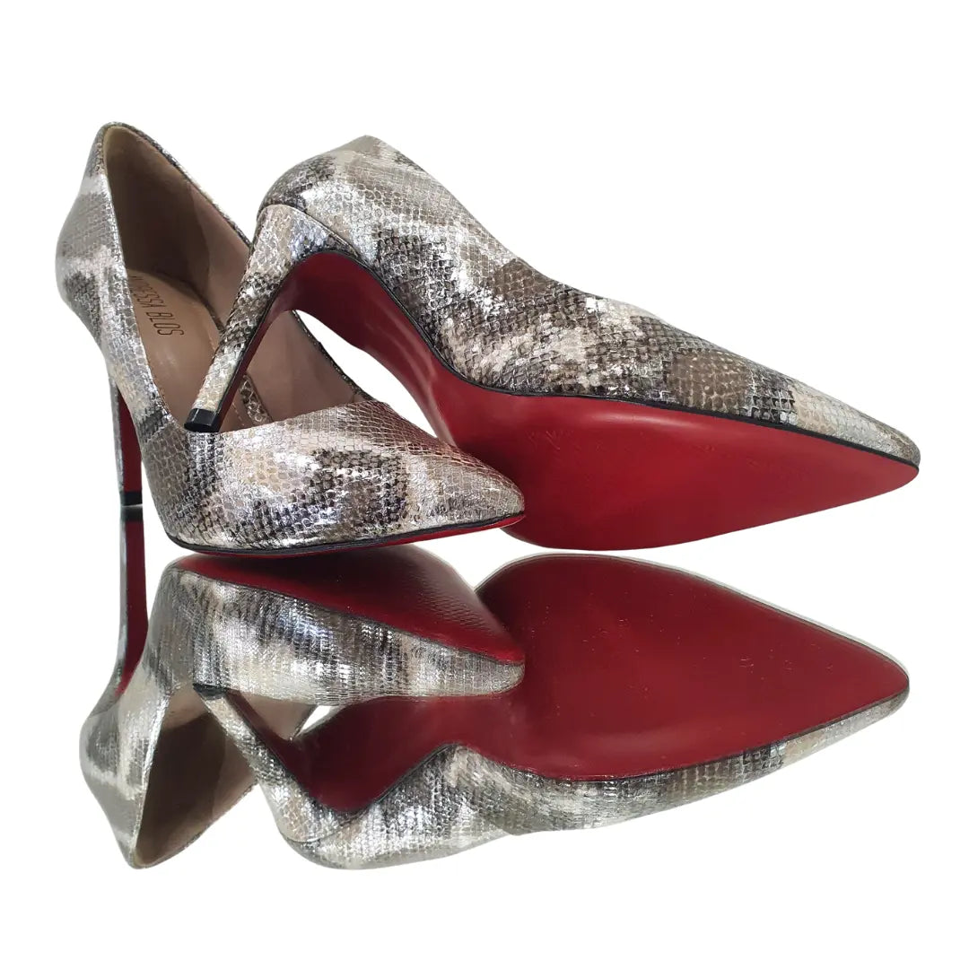 Scarpin Cobra Caramelo com Prata Salto Alto 10cm Sola Vermelha