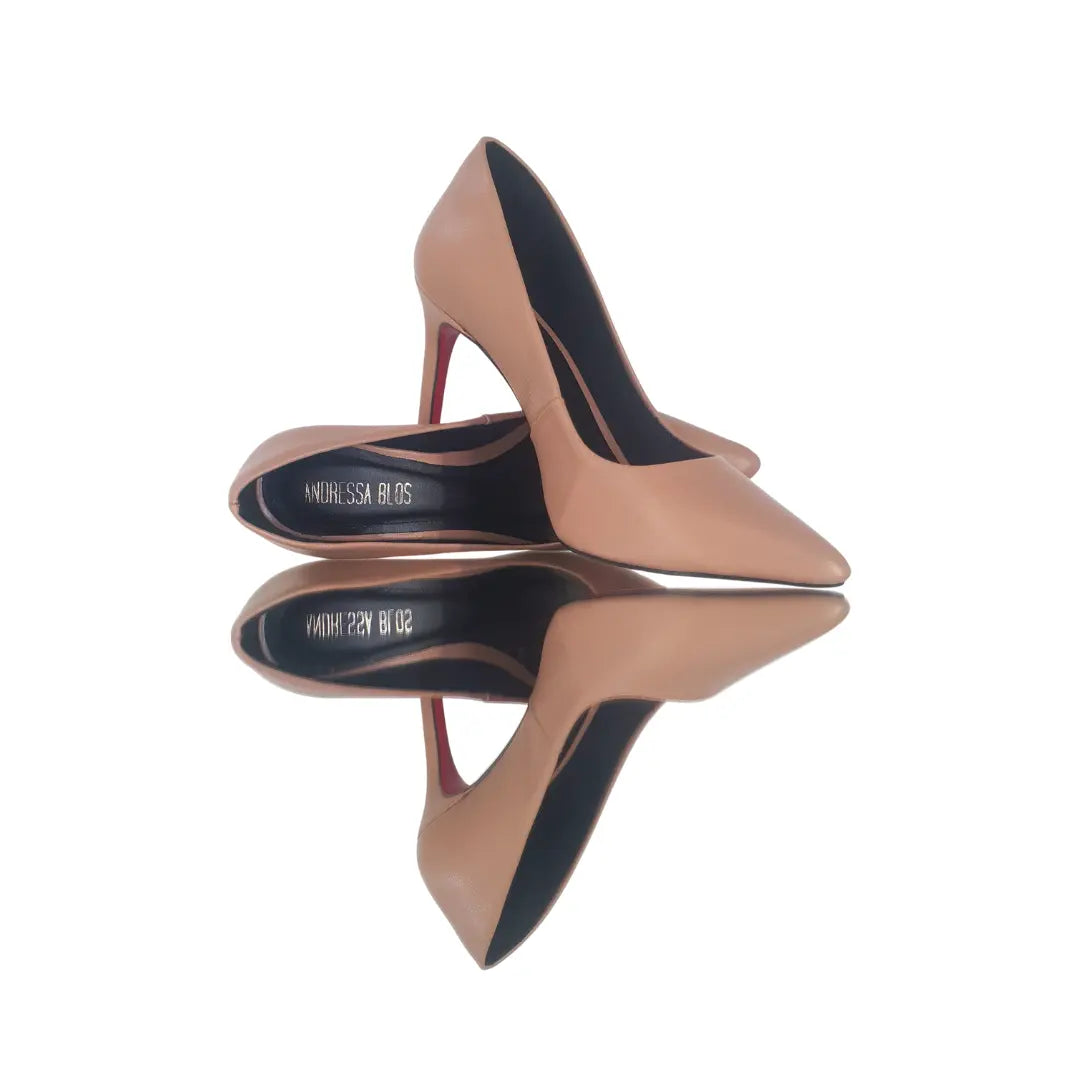 Scarpin Couro Legítimo Nude Fosco Salto Alto 10cm Sola Vermelha