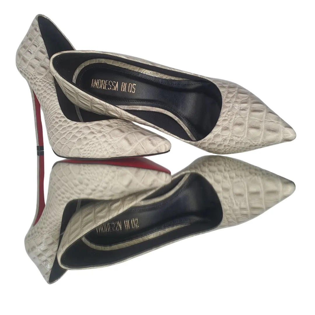 Scarpin Couro Legítimo Off White Croco Salto Alto 12cm Sola Vermelha