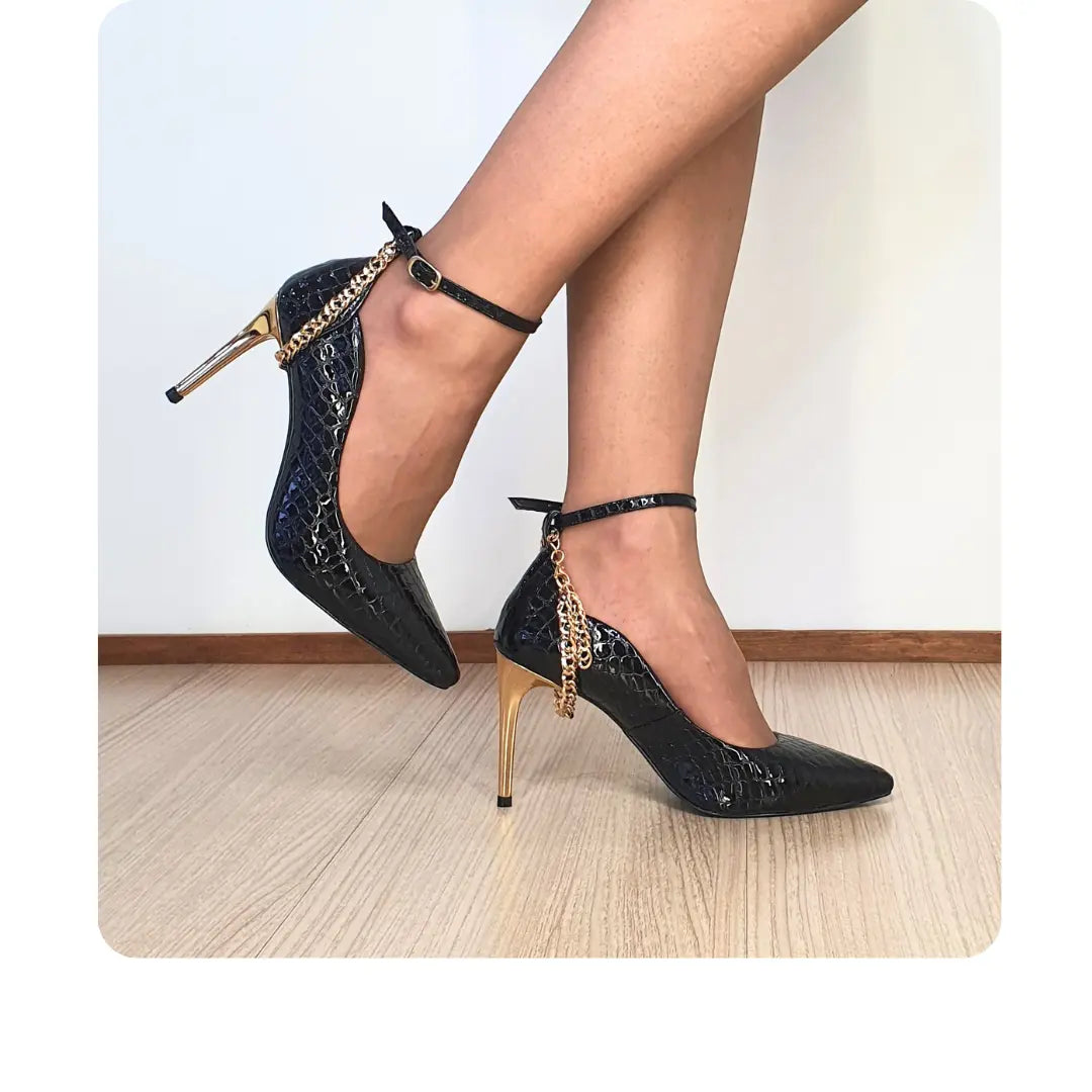 Scarpin Couro Legítimo Preto Croco Verniz Salto Alto Dourado 10cm Sola Preta