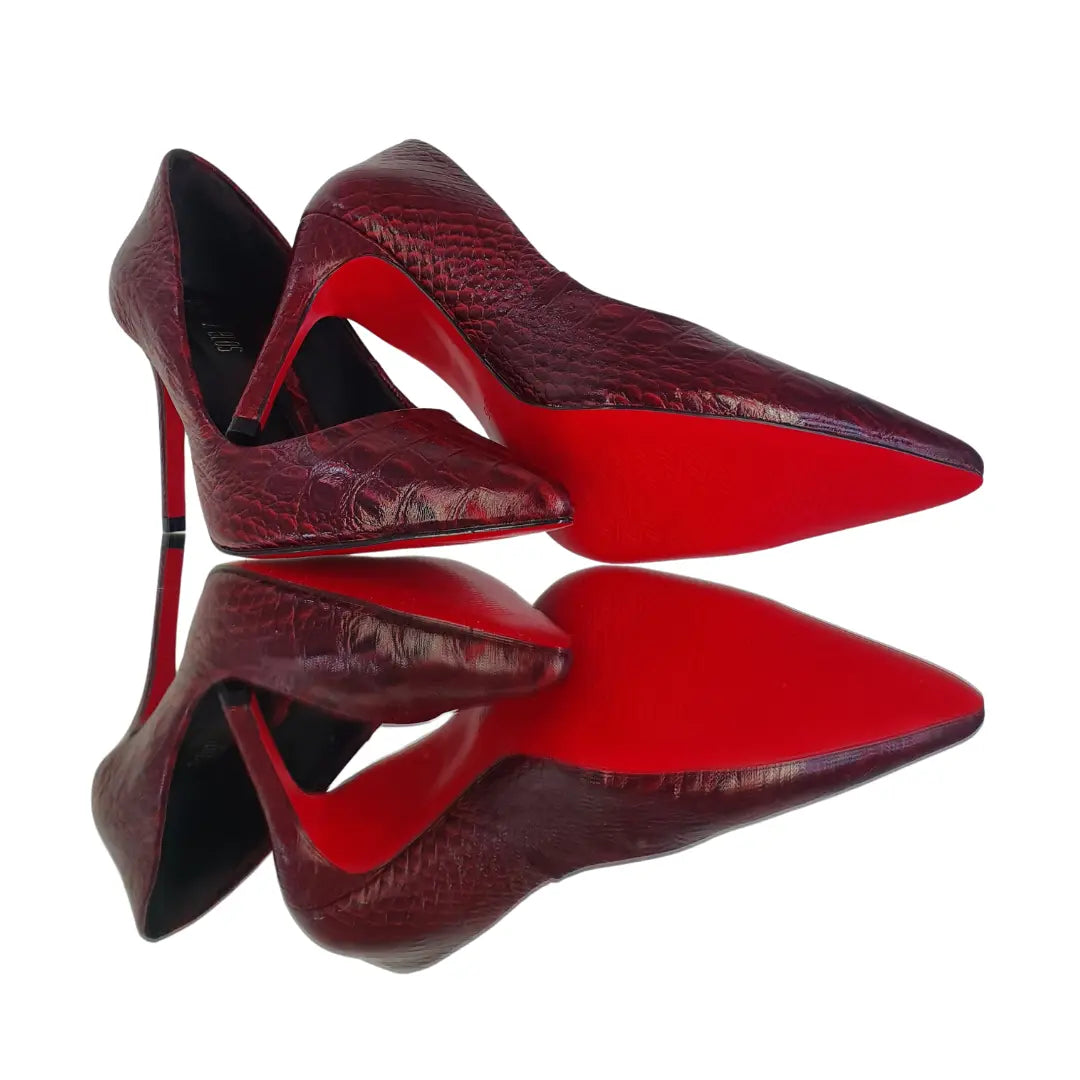 Scarpin Couro Legítimo Vinho Croco Salto Alto 10cm Sola Vermelha