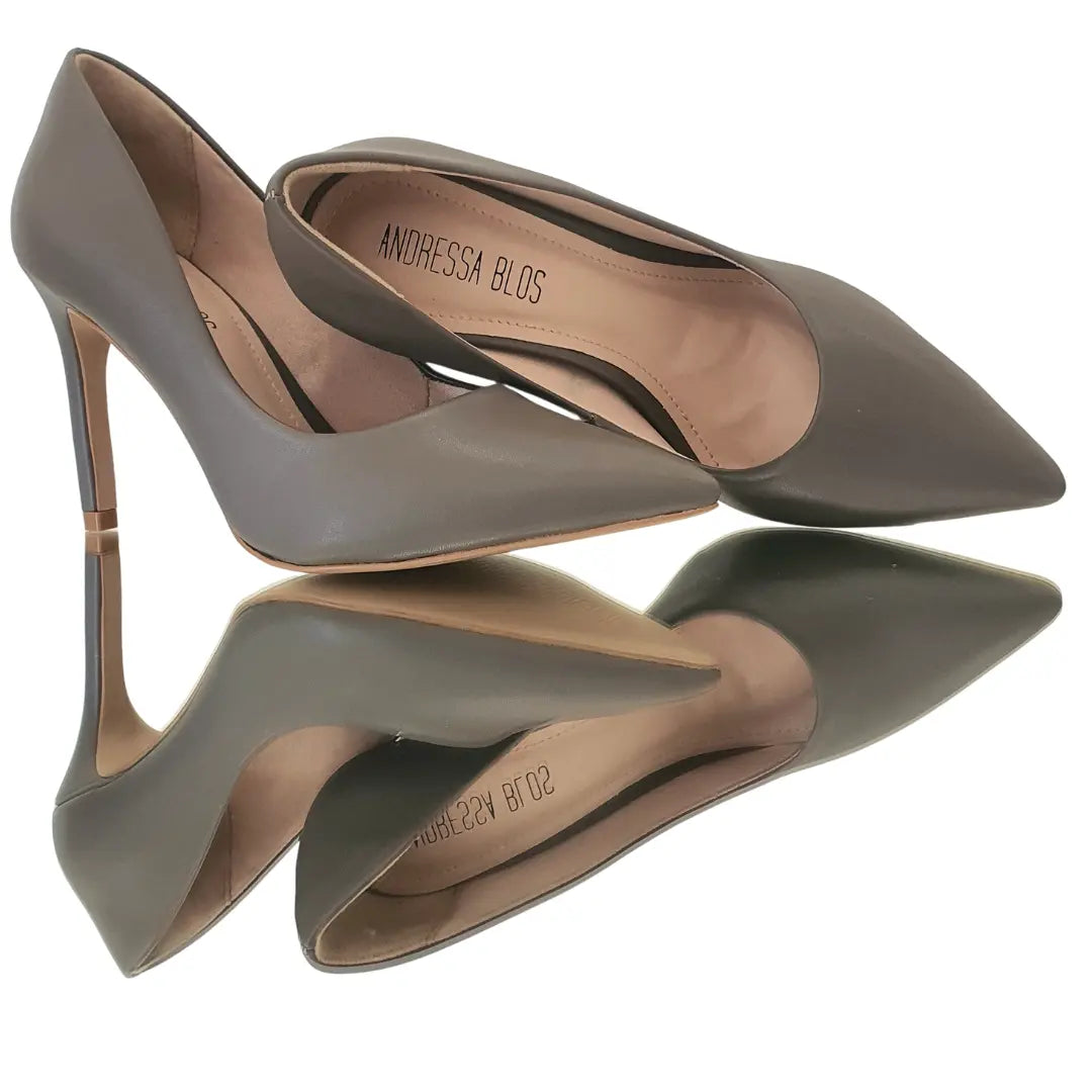 Scarpin Cinza Grafite Fosco Salto Alto 10cm Sola Bege