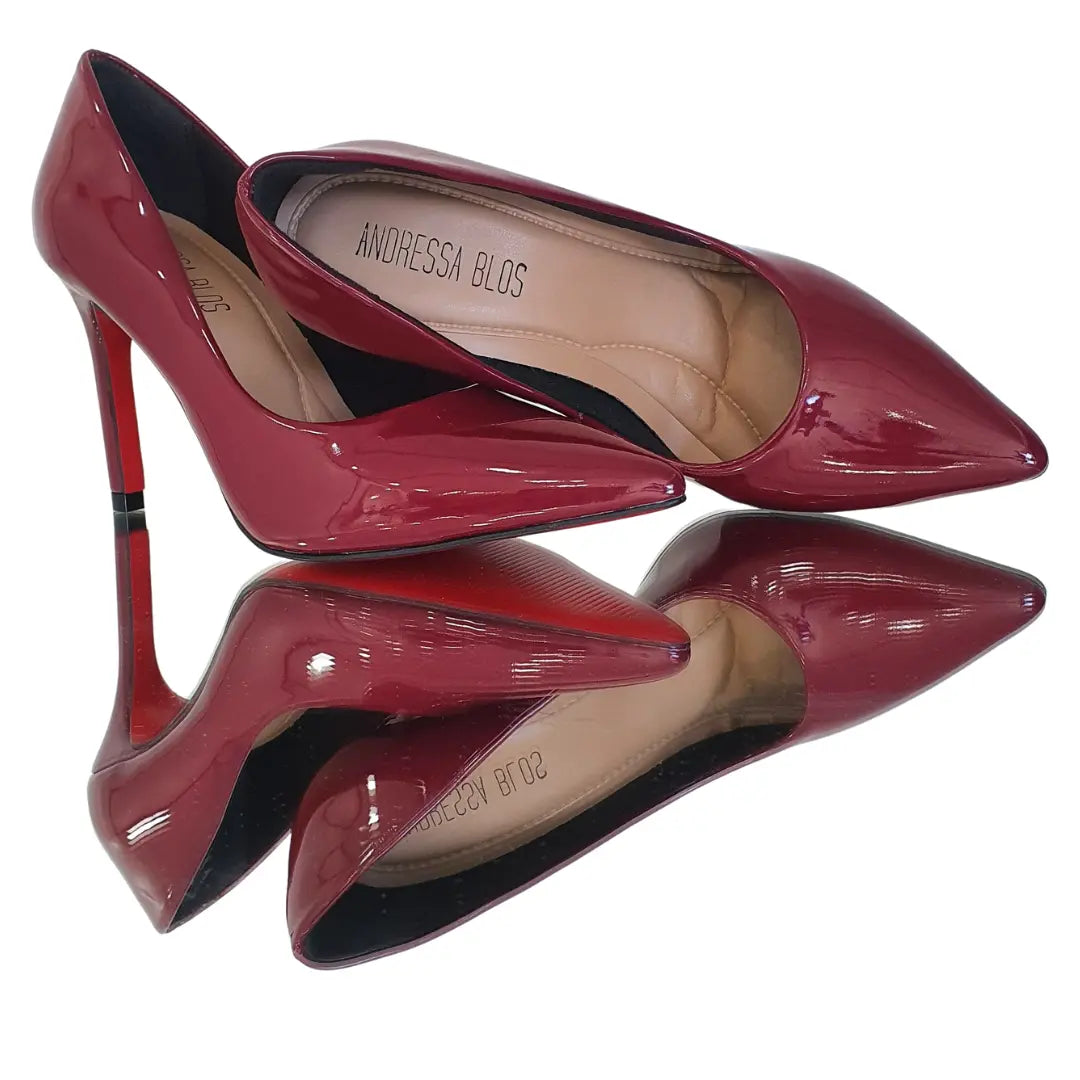 Scarpin Marsala Verniz Salto Alto 10cm Sola Vermelha