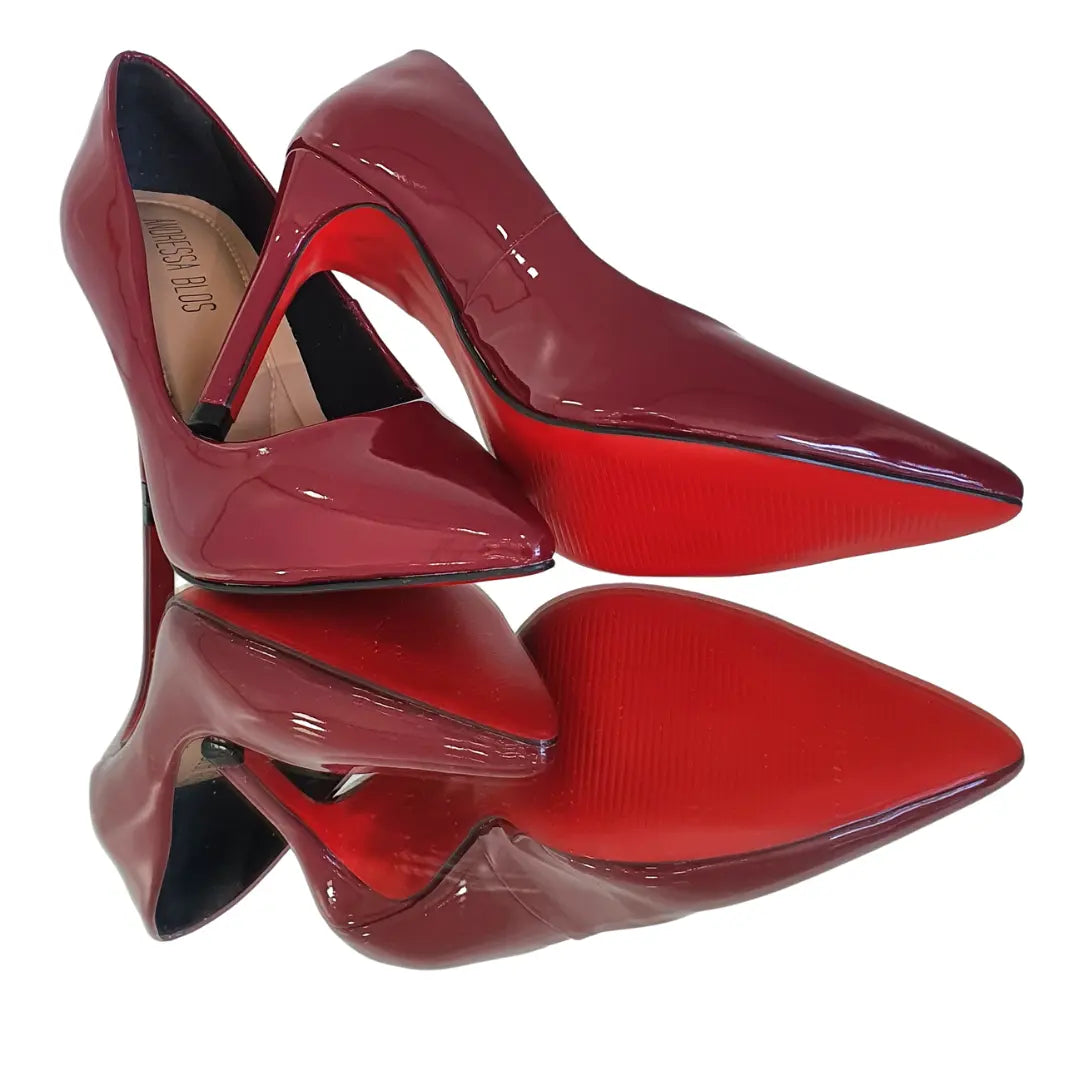 Scarpin Marsala Verniz Salto Alto 10cm Sola Vermelha