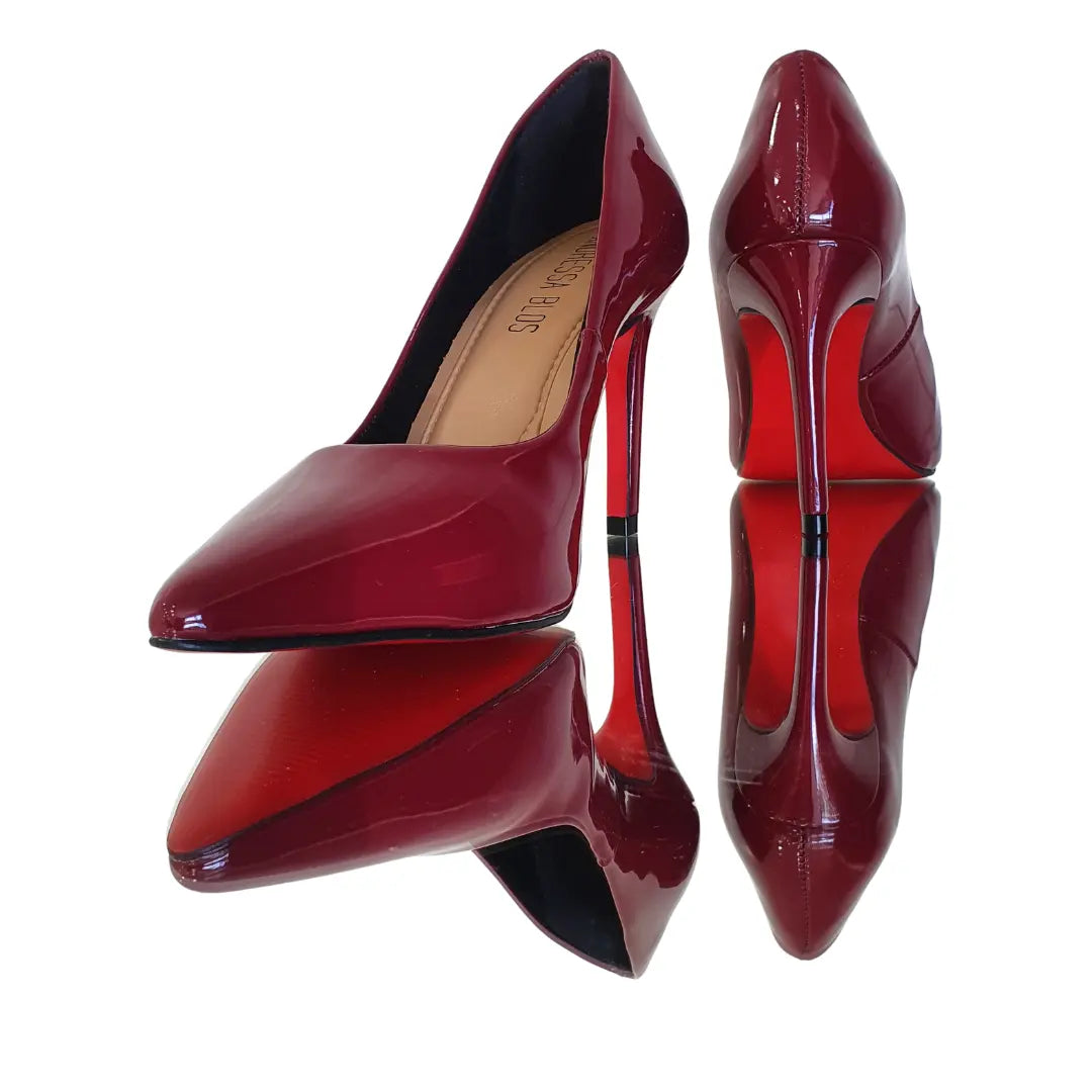 Scarpin Marsala Verniz Salto Alto 10cm Sola Vermelha
