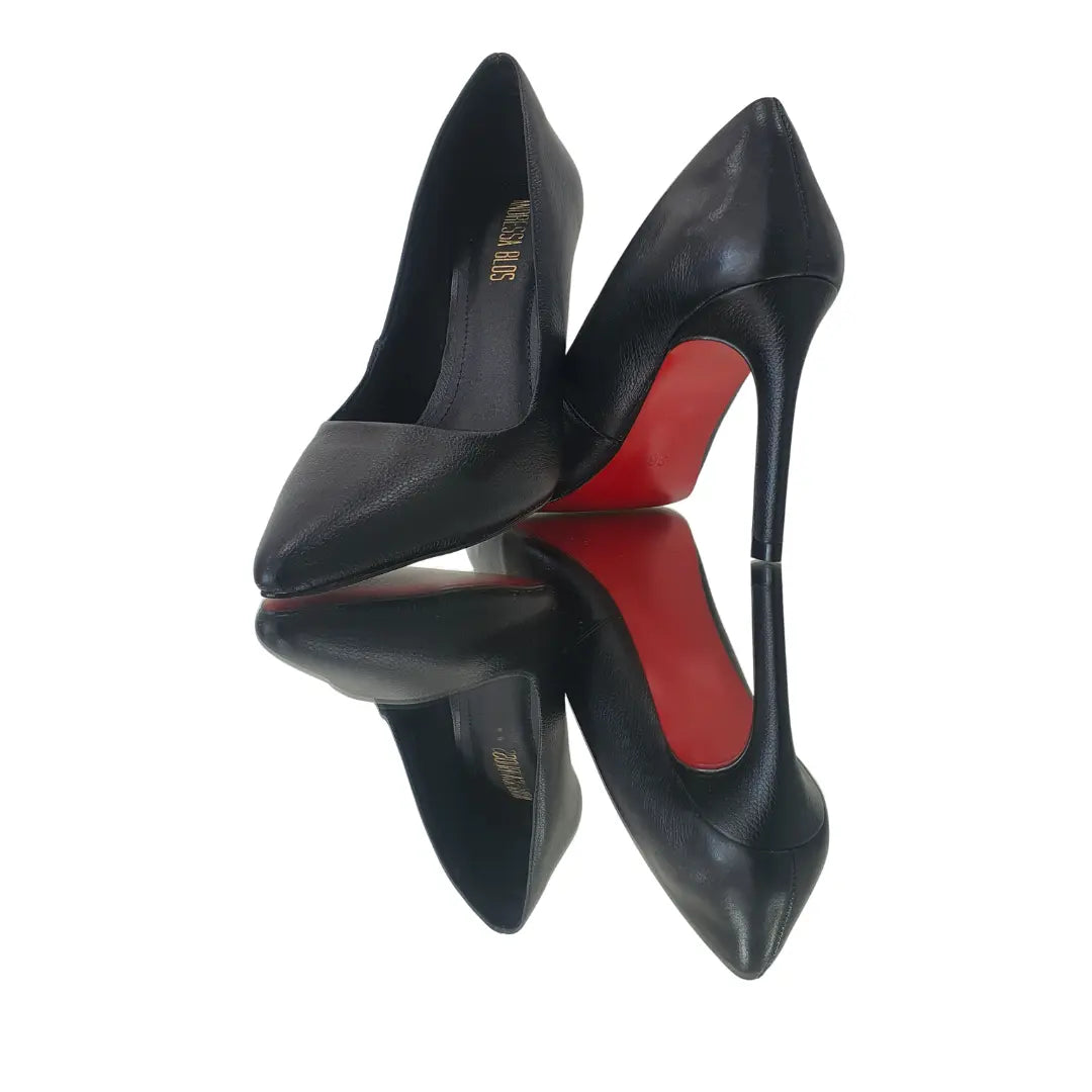 Scarpin Couro Legítimo Preto Fosco Salto Alto 10cm Sola Vermelha