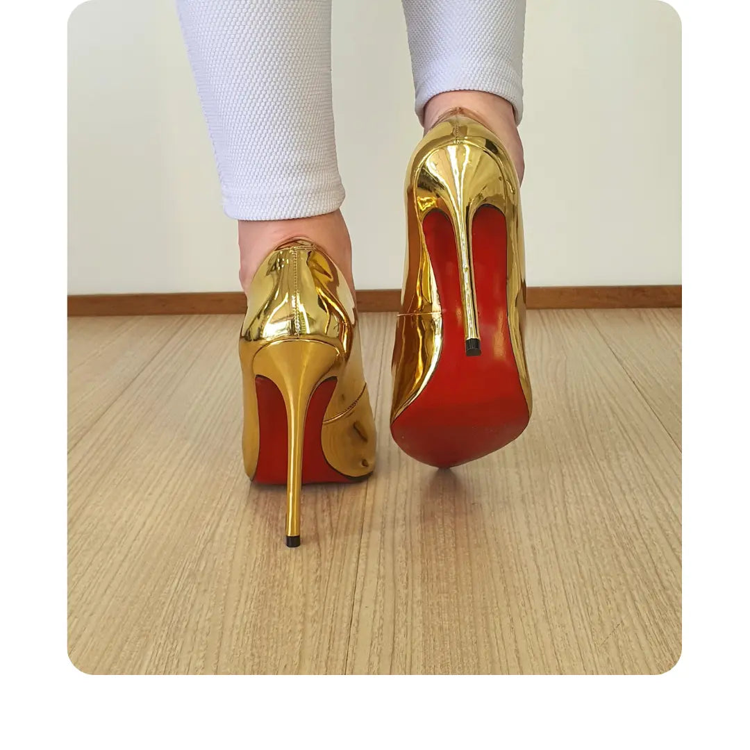 Scarpin Dourado Espelhado Salto Alto 12cm Sola Vermelha
