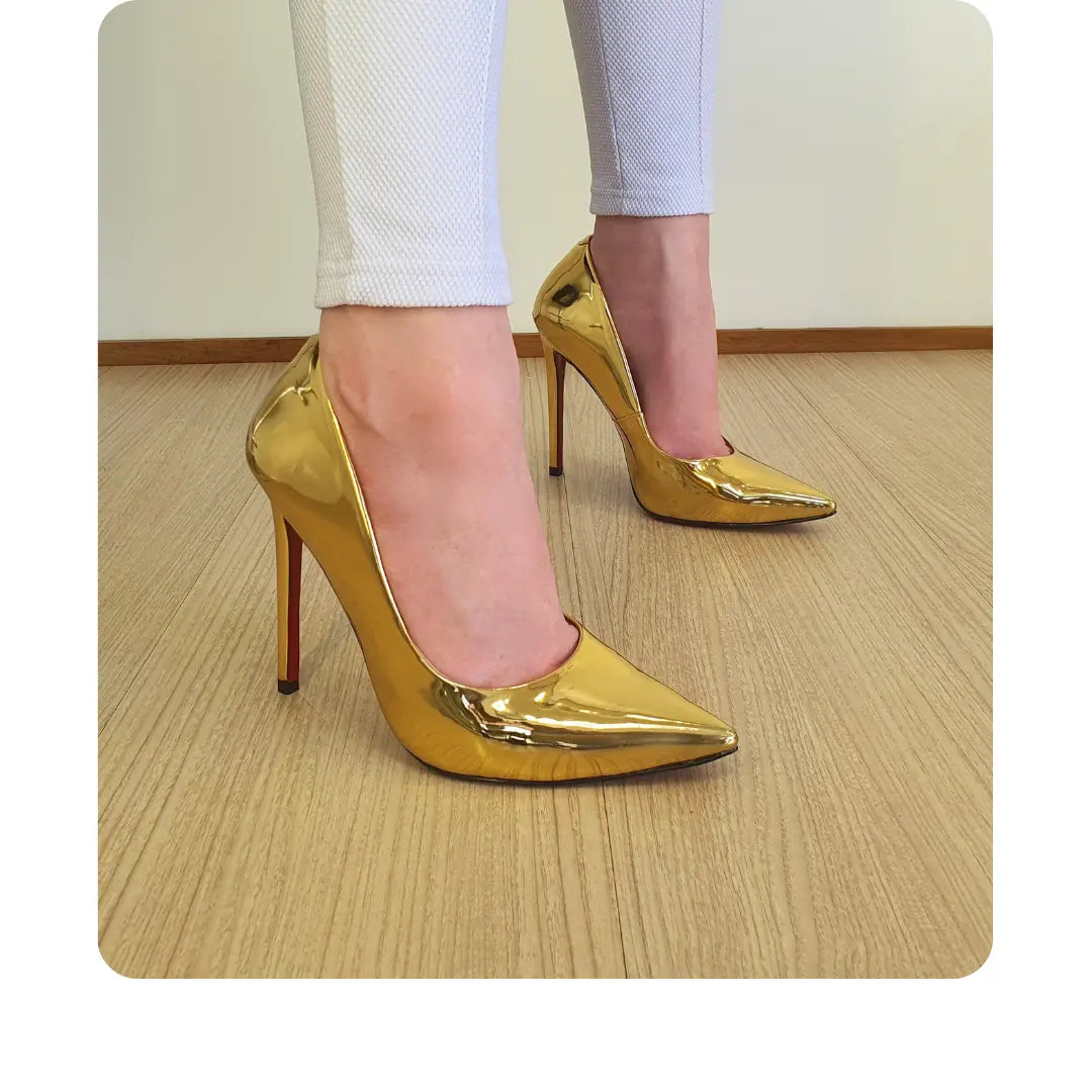 Scarpin Dourado Espelhado Salto Alto 12cm Sola Vermelha