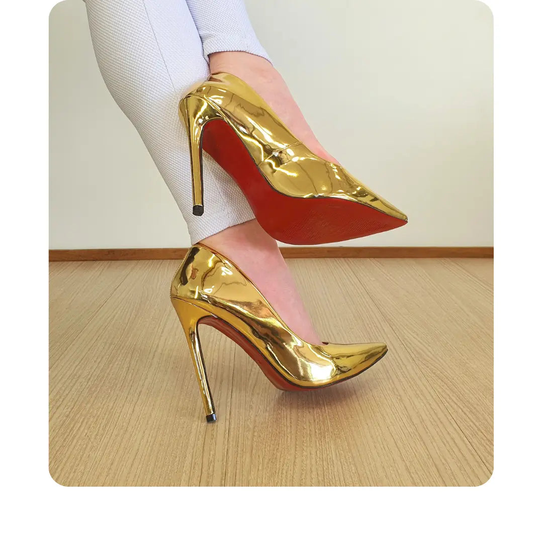 Scarpin Dourado Espelhado Salto Alto 12cm Sola Vermelha