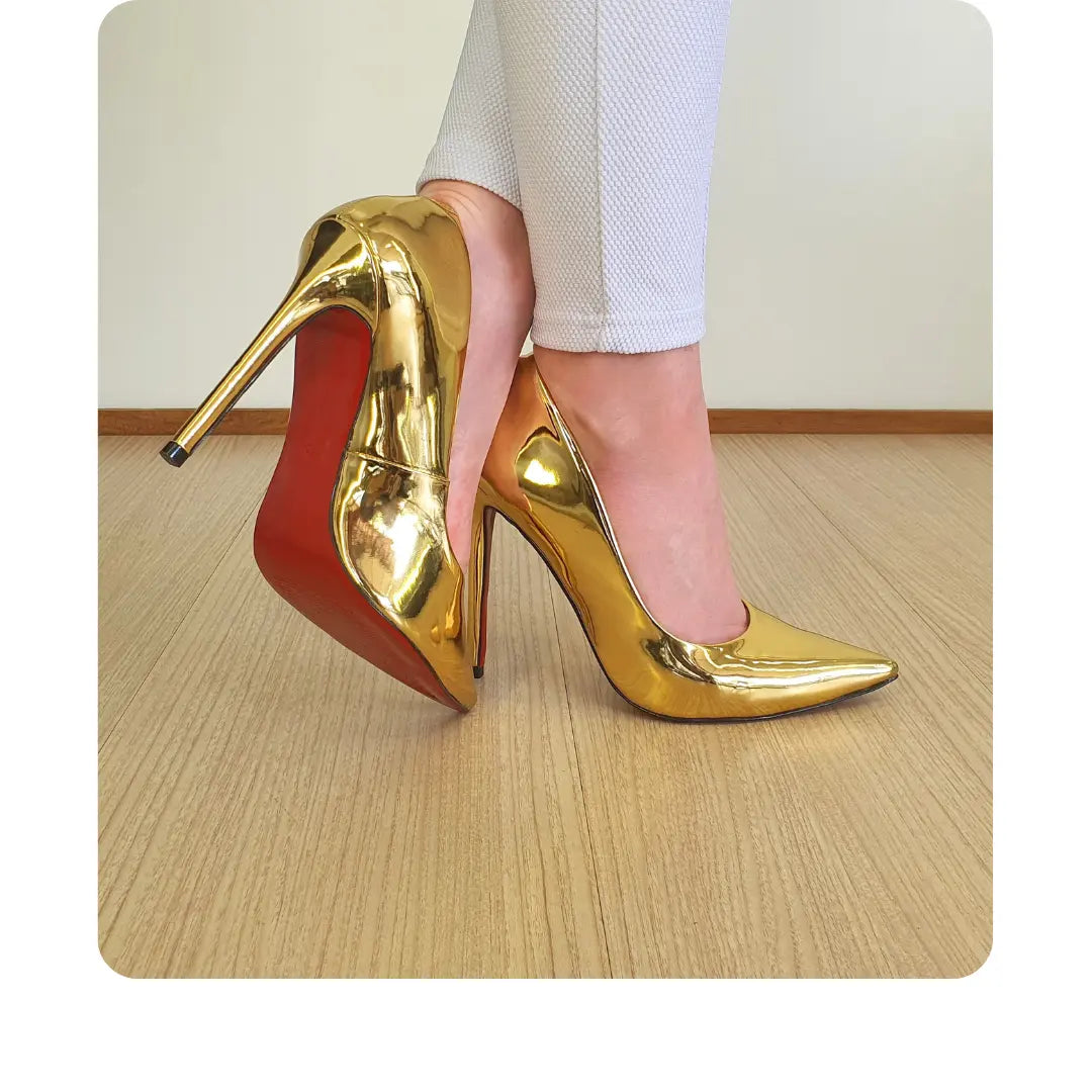 Scarpin Dourado Espelhado Salto Alto 12cm Sola Vermelha