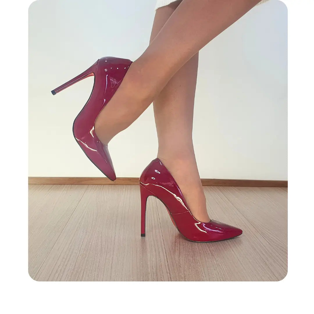 Scarpin Marsala Verniz Salto Alto 12cm Sola Vermelha