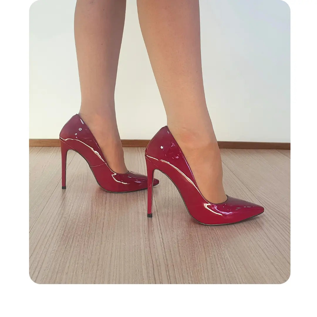 Scarpin Marsala Verniz Salto Alto 12cm Sola Vermelha