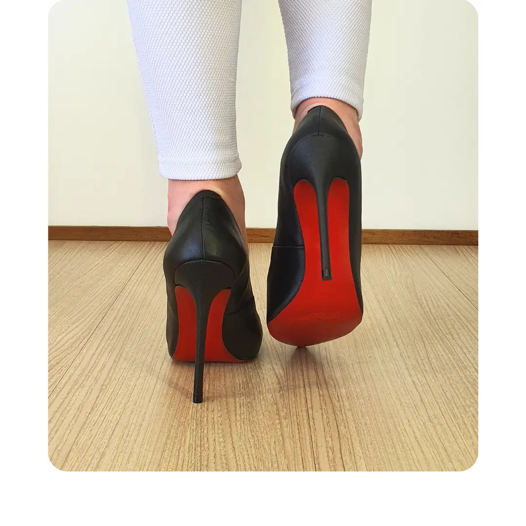 Scarpin Preto Fosco Salto Alto 12cm Sola Vermelha