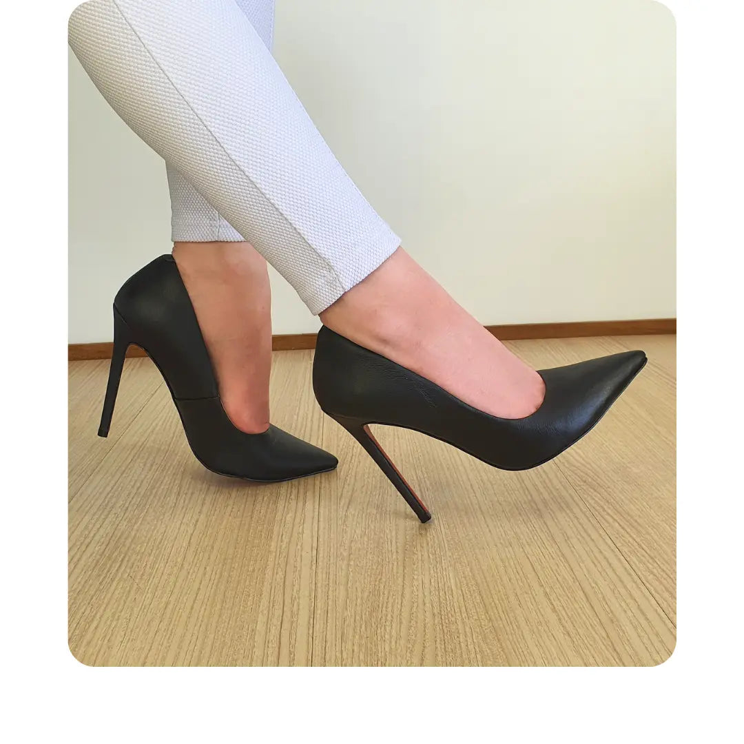 Scarpin Preto Fosco Salto Alto 12cm Sola Vermelha