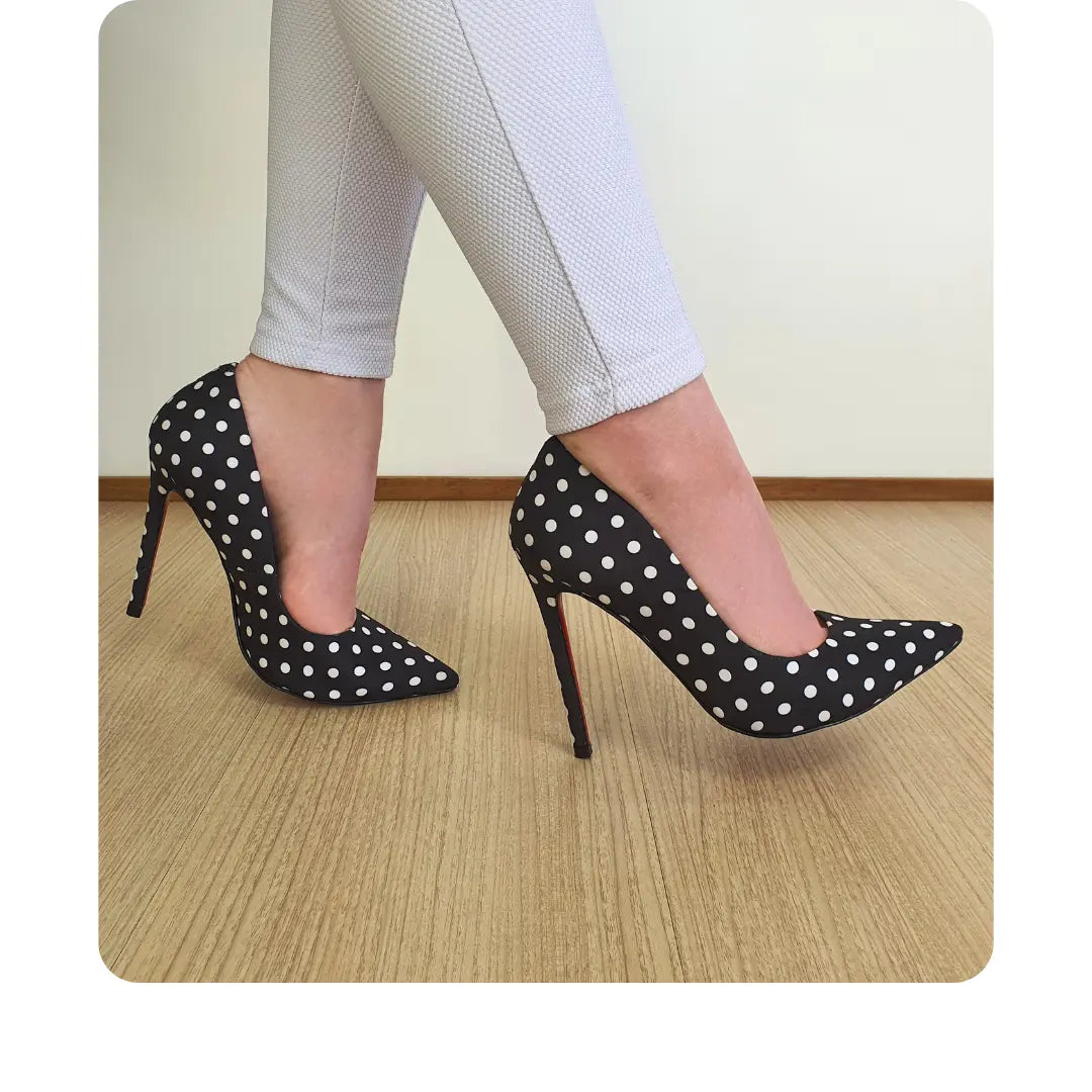 Scarpin Preto Poá Salto Alto 12cm Sola Vermelha