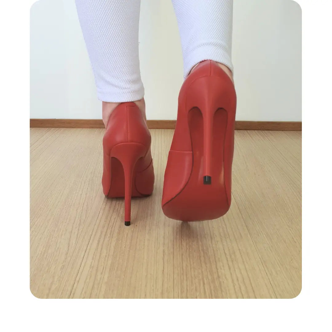 Scarpin Vermelho Fosco Salto Alto 12 cm Sola Vermelha