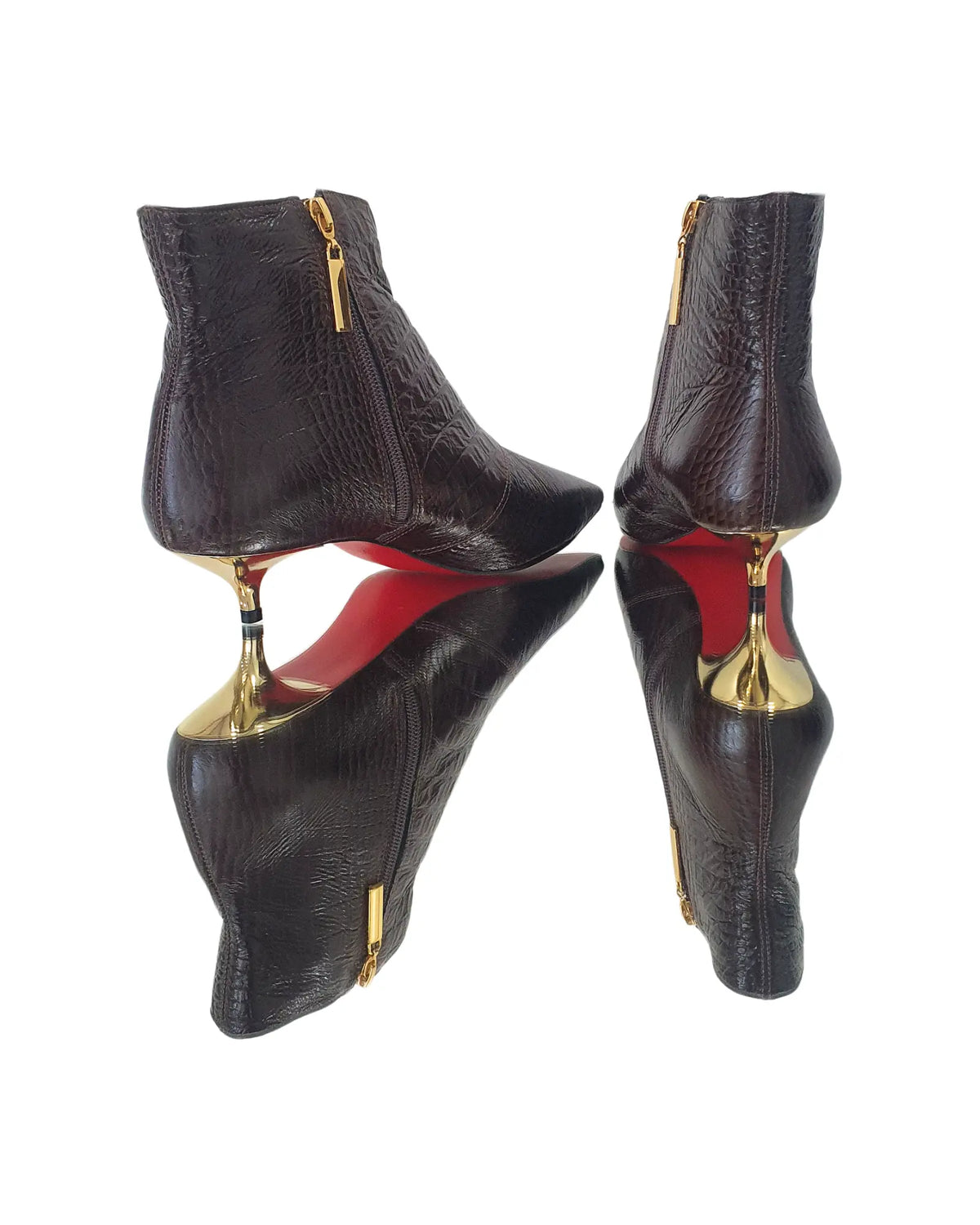 Bota Couro Legítimo Marrom Café Croco Salto Dourado  4cm Sola Vermelha