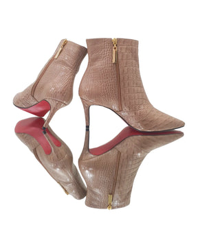 Bota Couro Legítimo Nude Croco Salto Médio 8cm Sola Vermelha