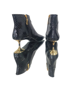 Bota Couro Legítimo Preto Verniz Croco Salto Dourado  4cm Sola Preta