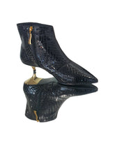 Bota Couro Legítimo Preto Verniz Croco Salto Dourado  4cm Sola Preta