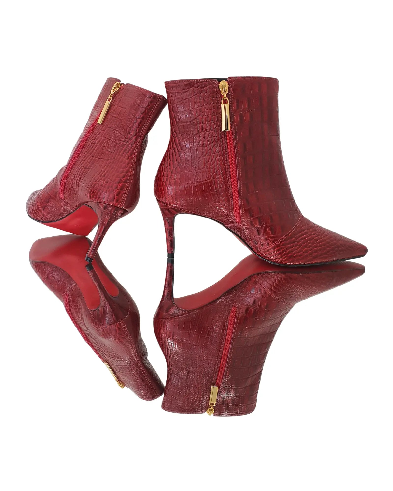 Bota Couro Legítimo Vermelho Croco Salto Médio 8cm Sola Vermelha