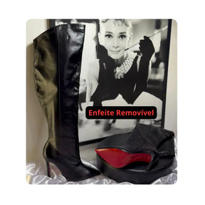 Bota Over The Knee Couro Legítimo Preto Salto Alto Varia de 10cm a 12cm Sola Vermelha Enfeite Removível