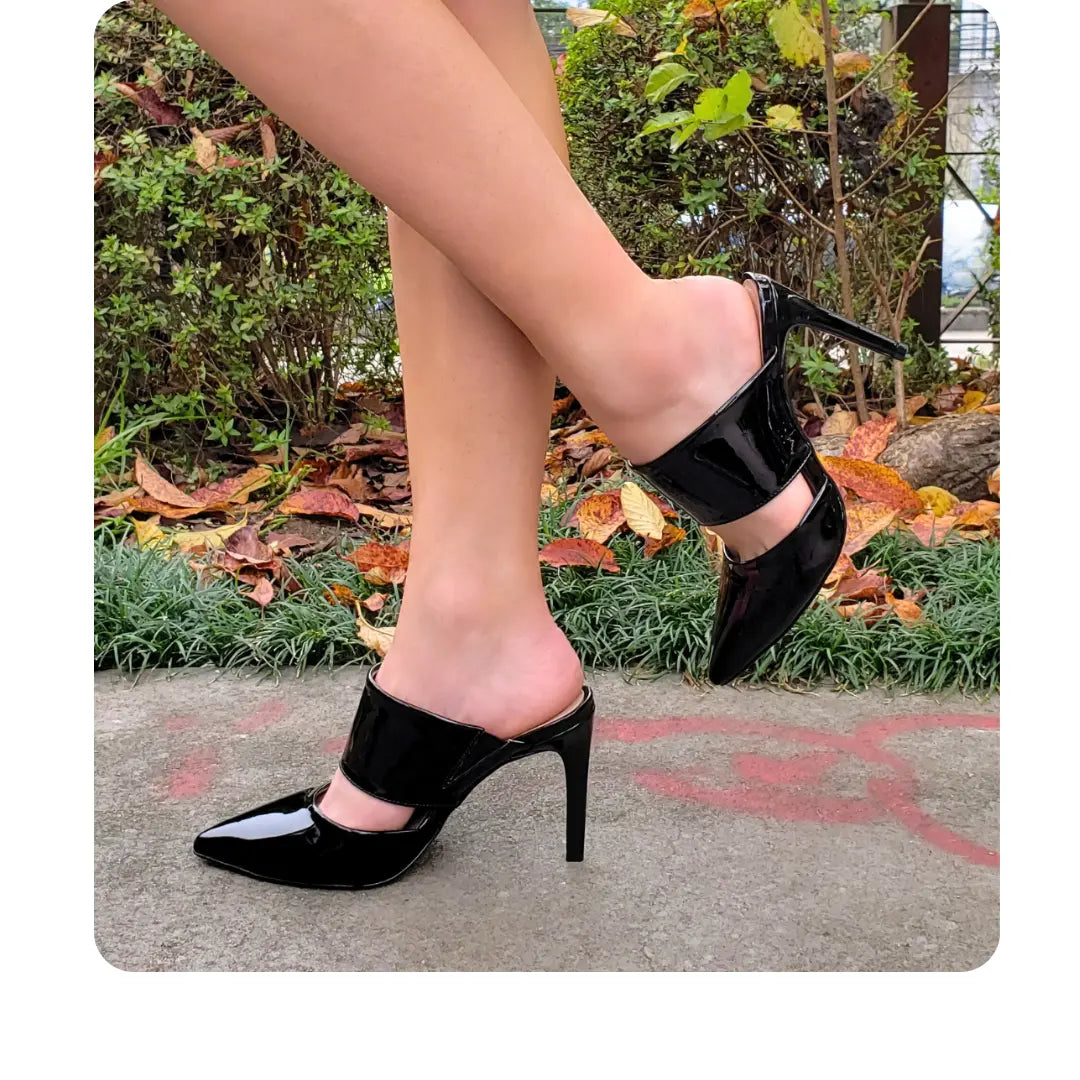 Mule Preto Verniz Salto Alto 10cm Sola Vermelha