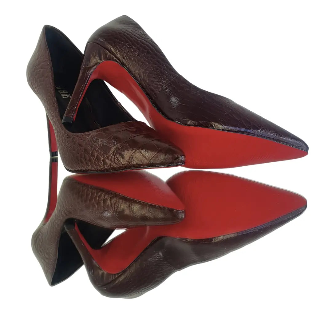 Scarpin Couro Legítimo Marrom Escuro Croco Salto Alto 10cm Sola Vermelha