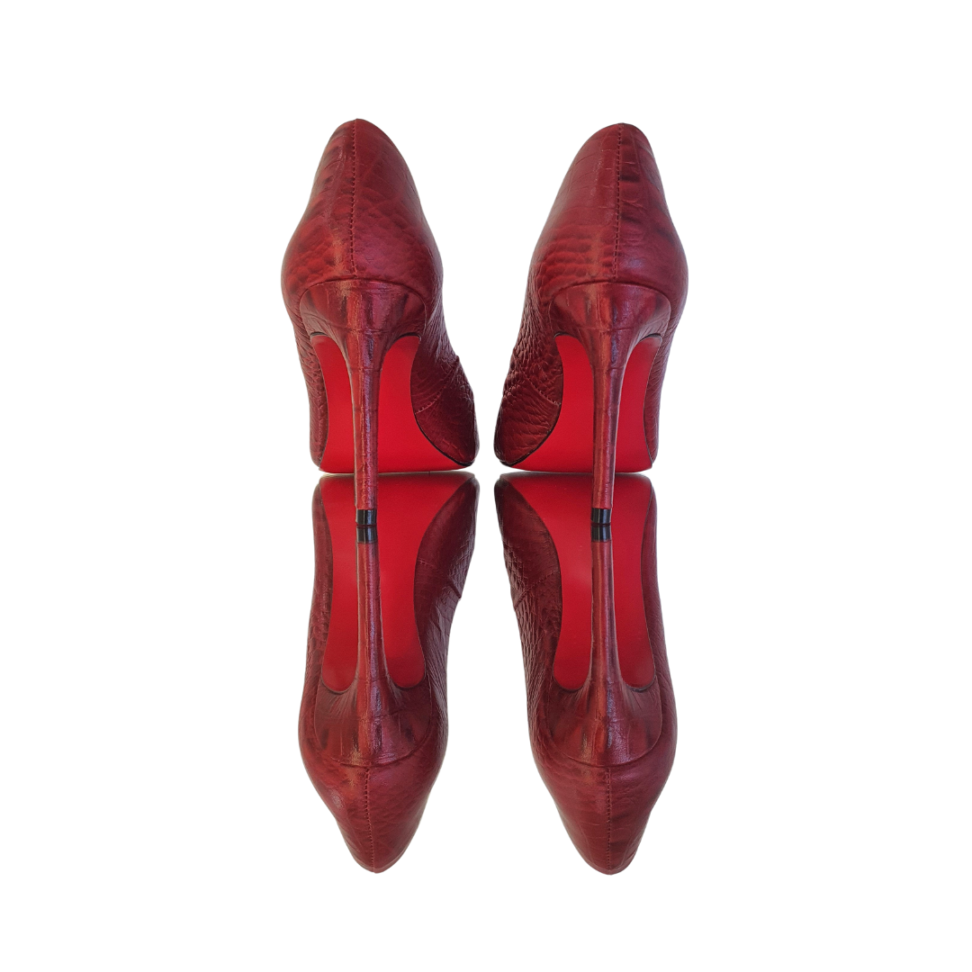 Scarpin Couro Legítimo Vermelho Croco Salto Alto 10cm Sola Vermelha