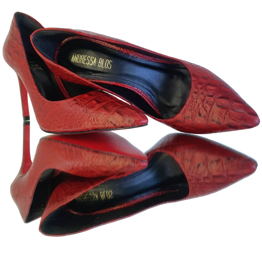 Scarpin Couro Legítimo Vermelho Croco Salto Alto 10cm Sola Vermelha