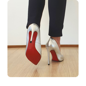 Scarpin Couro Legítimo Prata Metalizado Salto Alto 12cm Sola Vermelha