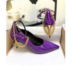Scarpin Couro Legítimo Roxo Croco Verniz Salto Dourado Sola Preta