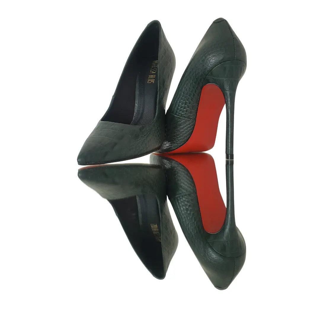 Scarpin Couro Legítimo Verde Croco Salto Alto 12cm Sola Vermelha