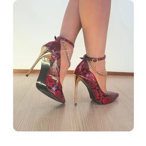 Scarpin Couro Legítimo Vermelho Cobra Salto Dourado 12cm Sola Preta