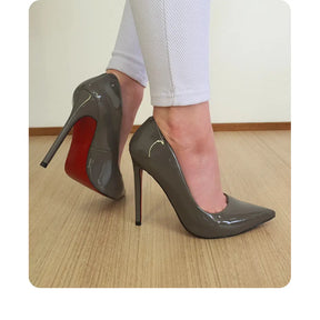 Scarpin Cinza Verniz Salto Alto 12cm Sola Vermelha