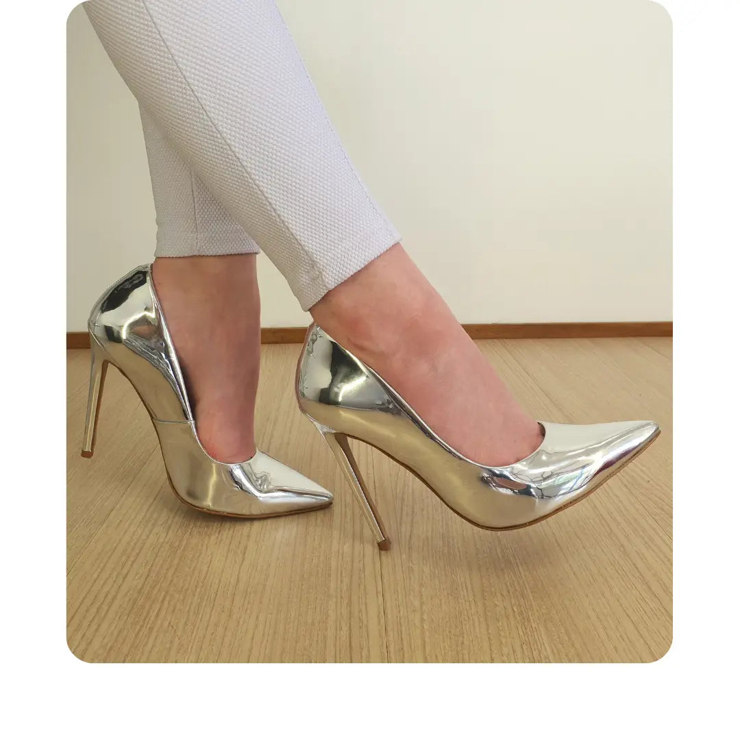 Scarpin Prata Espelhado Salto Alto 12cm Sola Bege